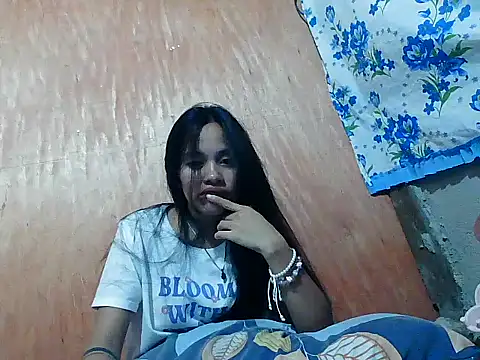 SkinnyGirl PinayBaby online show from 06/27/26, 12:22