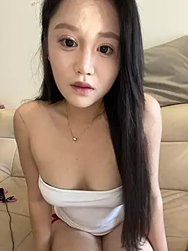 Snapshot of HanHan_888 chatting on 06/30/26, 06:13 HanHan 888 online show from 06/30/26, 06:13
