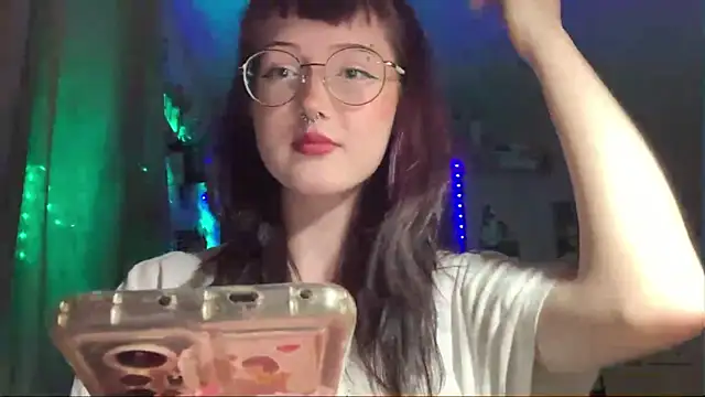 Snapshot of KristinaLasea chatting on 06/30/26, 08:09 KristinaLasea online show from 06/30/26, 08:09