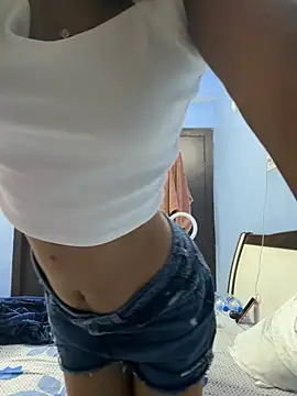 Muskan alveera18 online show from 07/06/26, 03:58