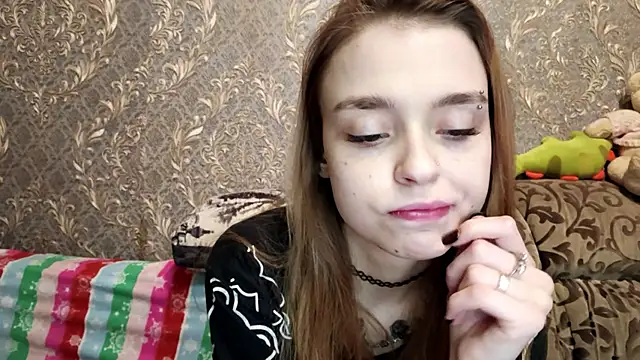 CUTE1KITTY online show from 06/29/26, 07:13