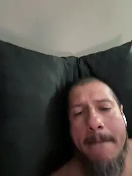 hoozurdaddy81 online show from 06/29/26, 01:23