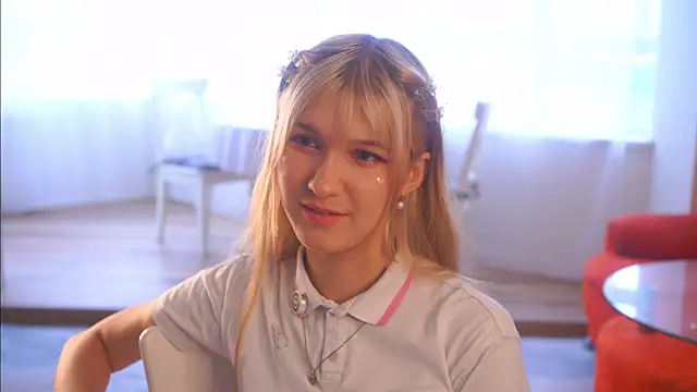 Snapshot of AnabelWolanin chatting on 07/14/26, 06:07 AnabelWolanin online show from 07/14/26, 06:07