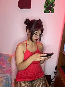 Snapshot of sweett_chocco chatting on 06/30/26, 03:17 sweett chocco online show from 06/30/26, 03:17
