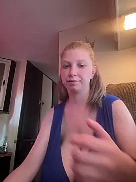 Snapshot of Tits645 chatting on 07/13/26, 03:22 Tits645 online show from 07/13/26, 03:22