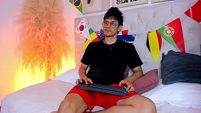 Drake Sato online show from 07/08/26, 03:19
