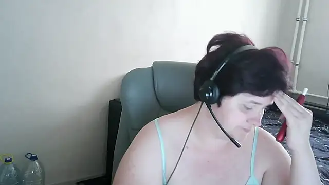 AdrianaGalore online show from 06/30/26, 11:54