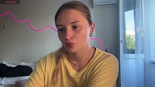 XXXKamilaXXX online show from 07/03/26, 01:17
