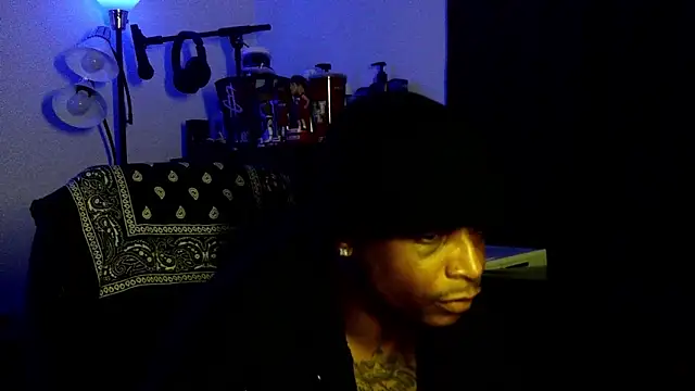 Snapshot of Rickavelli_ chatting on 07/01/26, 04:35 Rickavelli online show from 07/01/26, 04:35