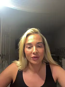 MarnieMilfxox online show from 07/07/26, 08:56