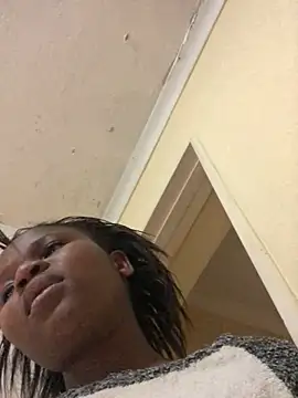 NaughtyShawdy1 online show from 07/04/26, 09:30