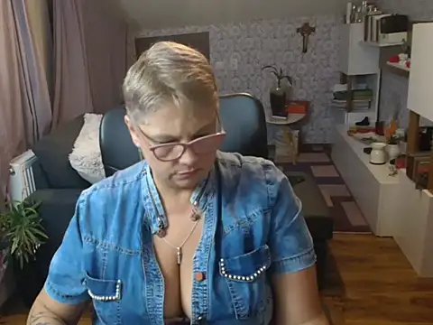 NewHellen4you online show from 07/01/26, 07:25