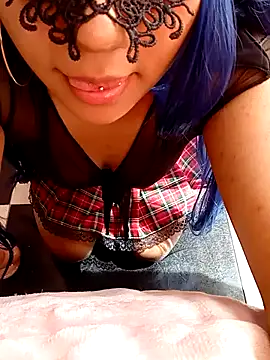 cremmluna online show from 07/08/26, 03:24