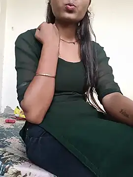 Snapshot of muskan_3202 chatting on 07/07/26, 06:58 muskan 3202 online show from 07/07/26, 06:58