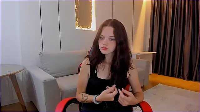 Snapshot of kaiaa_sky chatting on 07/03/26, 04:08 kaiaa sky online show from 07/03/26, 04:08