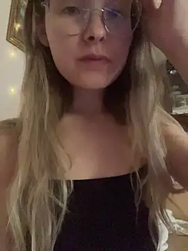 jessiebeckett online show from 07/09/26, 06:03