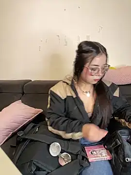 Snapshot of Camila_cute18 chatting on 07/02/26, 02:56 Camila cute18 online show from 07/02/26, 02:56