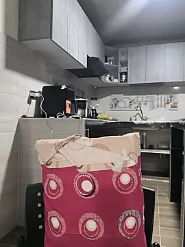 EmiliaRainboow online show from 07/02/26, 11:22