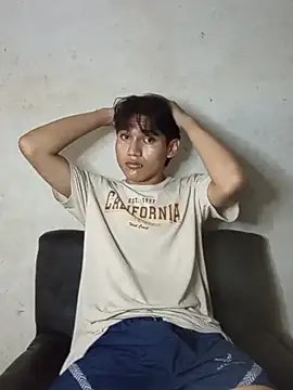 LovePB2 online show from 08/08/26, 03:19