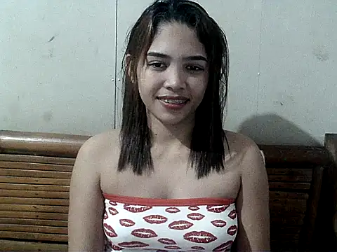 Snapshot of Asian_hotbabes chatting on 07/09/26, 12:22 Asian hotbabes online show from 07/09/26, 12:22
