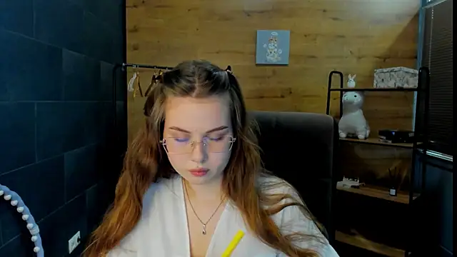 KellyyPalmer online show from 07/16/26, 08:55
