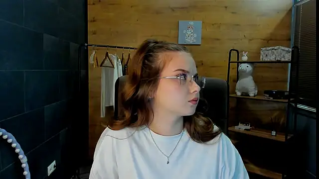 KellyyPalmer online show from 07/15/26, 11:50
