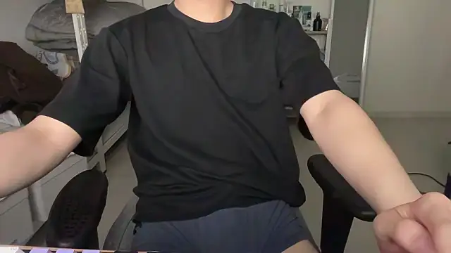 nwseongzeu online show from 07/16/26, 09:50