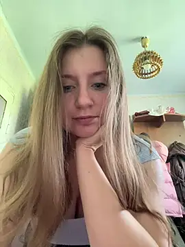 Snapshot of Eliza4121 chatting on 07/04/26, 05:58 Eliza4121 online show from 07/04/26, 05:58