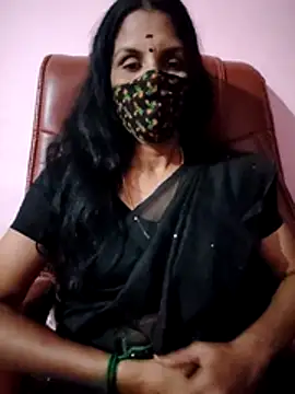 tamil peenqueen online show from 07/07/26, 04:37