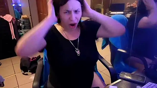 imisamoore69 online show from 03/08/26, 09:12