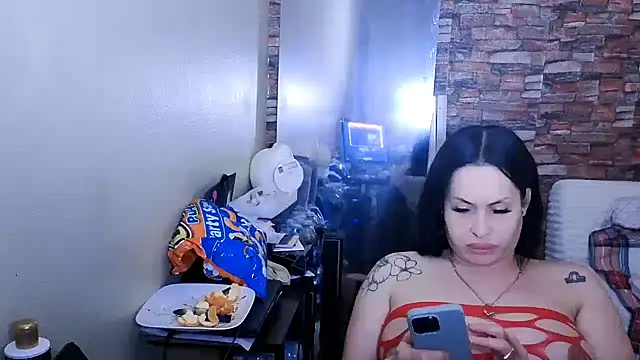 imisamoore69 online show from 02/08/26, 11:41