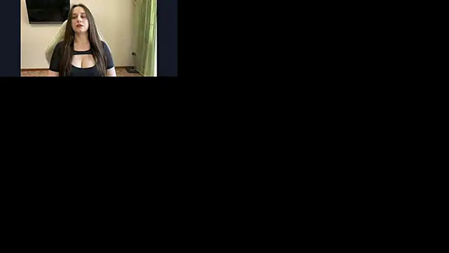 Snapshot of PollyBans chatting on 07/03/26, 10:22 PollyBans online show from 07/03/26, 10:22