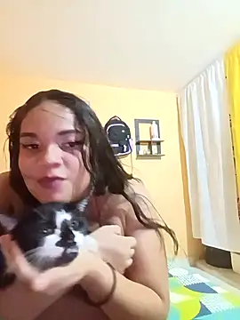 Snapshot of Cristina-Evans chatting on 07/17/26, 04:53 Cristina-Evans online show from 07/17/26, 04:53