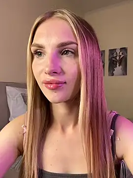 BellaSwan- online show from 07/07/26, 06:38