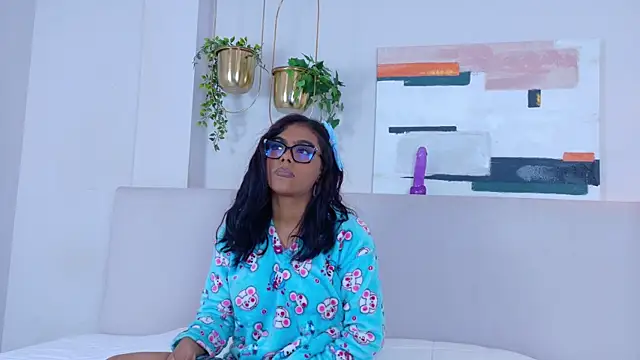 MikaellaFoxx online show from 08/04/26, 03:22
