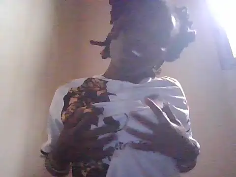 Black beautygirlll online show from 07/04/26, 10:43