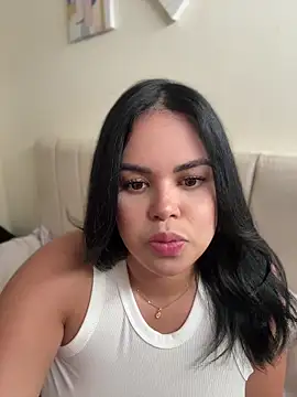 AliceStarshine online show from 05/31/26, 07:14