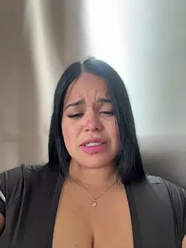 AliceStarshine online show from 04/05/26, 04:46