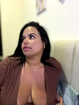 AliceStarshine online show from 11/17/25, 06:17