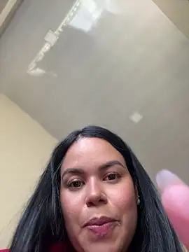AliceStarshine online show from 04/22/26, 04:25