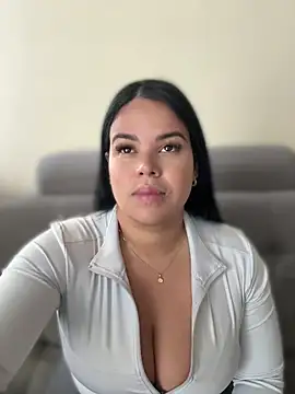 AliceStarshine online show from 04/08/26, 12:39