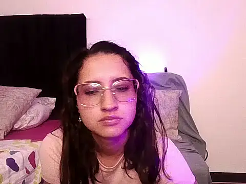 JustVeroo online show from 07/11/26, 02:12