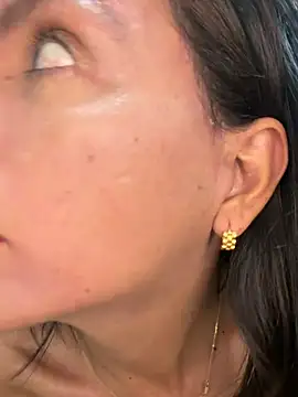 yuliethsanchez online show from 07/07/26, 03:20