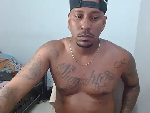 Snapshot of negro-7 chatting on 07/04/26, 10:25 negro-7 online show from 07/04/26, 10:25