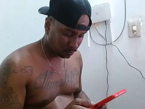 Snapshot of negro-7 chatting on 07/24/26, 03:35 negro-7 online show from 07/24/26, 03:35