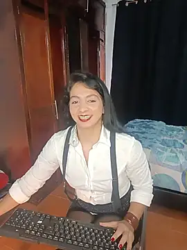 Snapshot of Paulina_house chatting on 08/04/26, 08:46 Paulina house online show from 08/04/26, 08:46