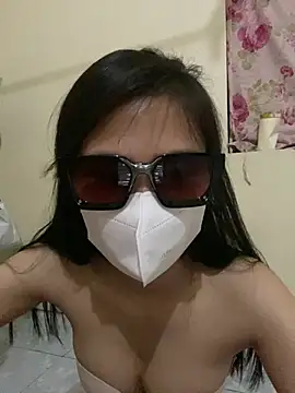 Snapshot of Rose_Linh chatting on 07/21/26, 03:46 Rose Linh online show from 07/21/26, 03:46