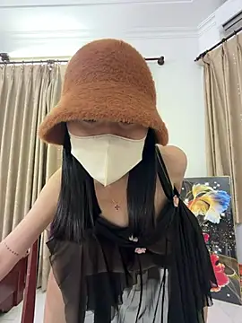 xiaoqiaoyy online show from 07/12/26, 04:52