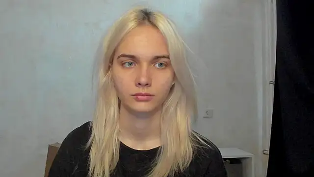 Snapshot of LanaCute chatting on 07/12/26, 08:15 LanaCute online show from 07/12/26, 08:15