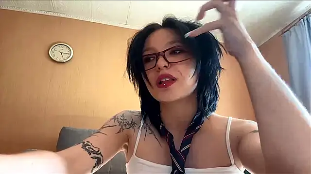 kriniavero online show from 07/17/26, 02:14